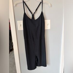 Old Navy Active Black bodysuit w/shoets